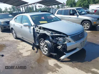 2007 Lexus LS 460 with VIN JTHBL46FX75044800, listed as a IAAI auction lot 42687795 with 203,250 mi miles and . Bid and sale history available at DreamBid. Image 1.