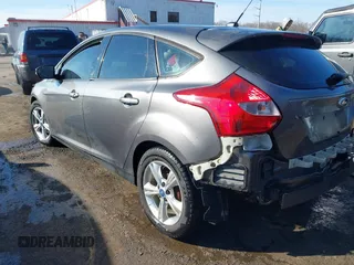 2013 Ford Focus SE with VIN 1FADP3K28DL323879, listed as a IAAI auction lot 41449022 with 133,735 mi miles. Bid and sale history available at carsss.com. Image 3.