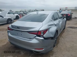2022 Lexus ES 350 с VIN 58ADZ1B1XNU125658, выставлен на аукционе IAAI как лот 42380035 с пробегом 48 518 миль миль и . История ставок и продаж доступна на DreamBid. Изображение 4.