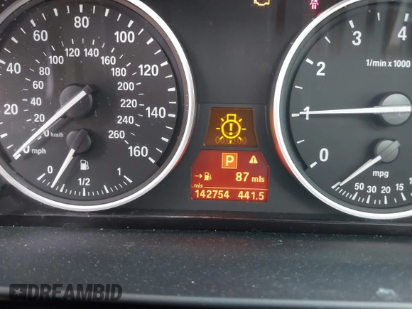 2009 BMW 5 Series 528i with VIN WBANU53579C122572, listed as a IAAI auction lot 42069912 with 142,754 mi miles and . Bid and sale history available at carsss.com. Image 7.