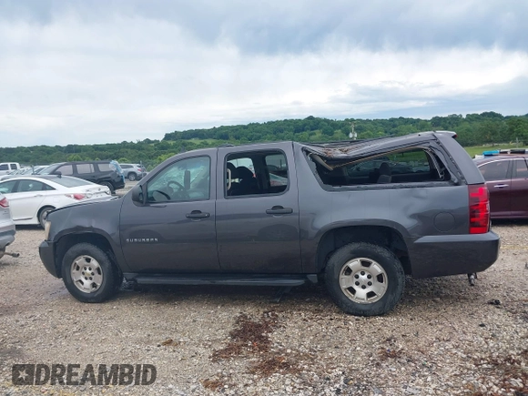 2010 Chevrolet Suburban LS with VIN 1GNUCHE07AR213838, listed as a IAAI auction lot 42523274 with 251,109 mi miles and . Bid and sale history available at DreamBid. Image 14.