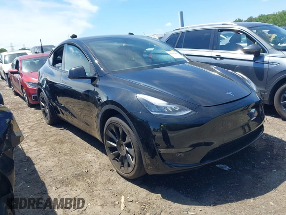 2022 Tesla Model Y Long Range z VIN 7SAYGDEE4NA006645, wystawiony jako IAAI lot #42192495 z przebiegiem 28 784 mil mil oraz . Historia ofert i sprzedaży dostępna na DreamBid. Obrazek 1.