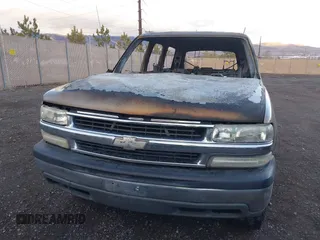 2003 Chevrolet Tahoe LS with VIN 1GNEC13V83R187408, listed as a IAAI auction lot 41456085 with Not provided miles and . Bid and sale history available at DreamBid. Image 6.