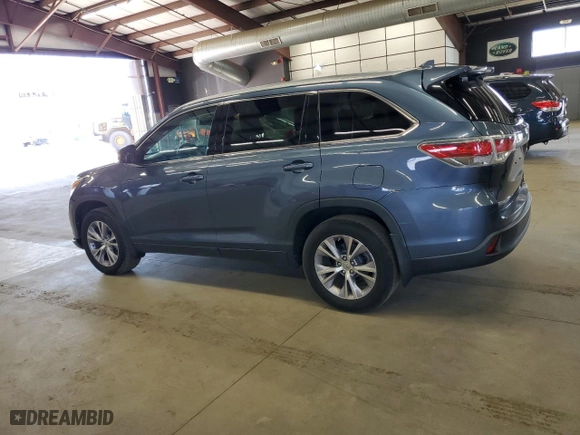 2015 Toyota Highlander XLE with VIN 5TDJKRFH3FS117531, listed as a Copart auction lot 49970615 with 115,294 mi miles and Clean Title. Bid and sale history available at carsss.com. Image 2.