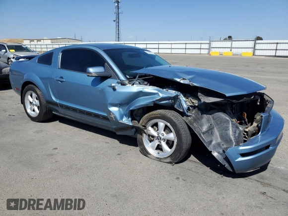 2007 Ford Mustang Deluxe with VIN 1ZVFT80N875349736, listed as a Copart auction lot 58098075 with 195,370 mi miles and Salvage title. Bid and sale history available at DreamBid. Image 4.