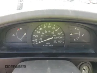 2001 Toyota Tacoma z VIN 5TENL42N81Z750762, wystawiony jako Copart lot #88701015 z przebiegiem 284 557 mil mil oraz Nie do naprawy • Non repairable. Historia ofert i sprzedaży dostępna na DreamBid. Obrazek 9.