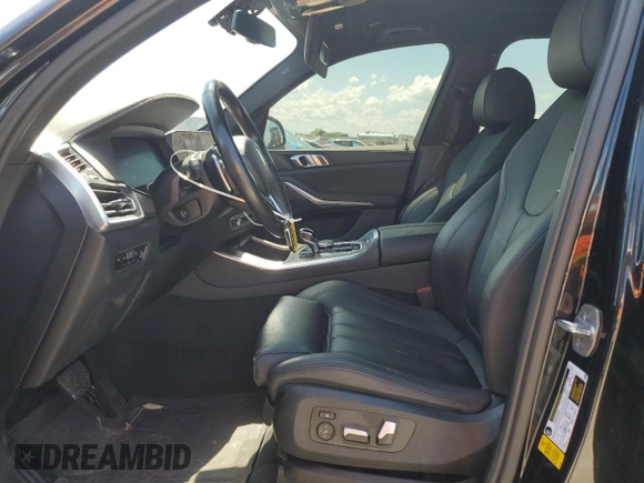 2021 BMW X5 sDrive40i z VIN 5UXCR4C07M9D91723, wystawiony jako Copart lot #54244835 z przebiegiem 113 128 mil mil oraz Szkoda całkowita • Salvage title. Historia ofert i sprzedaży dostępna na DreamBid. Obrazek 7.
