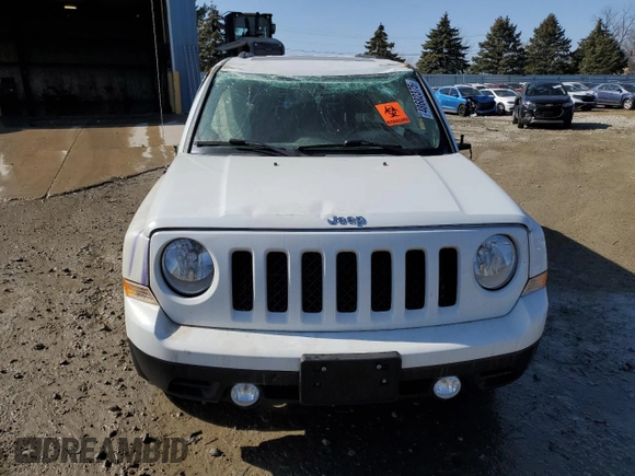 2014 Jeep Patriot High Altitude z VIN 1C4NJPFA0ED928189, wystawiony jako Copart lot #48682375 z przebiegiem 113 178 mil mil oraz Szkoda całkowita • Salvage title. Historia ofert i sprzedaży dostępna na DreamBid. Obrazek 5.