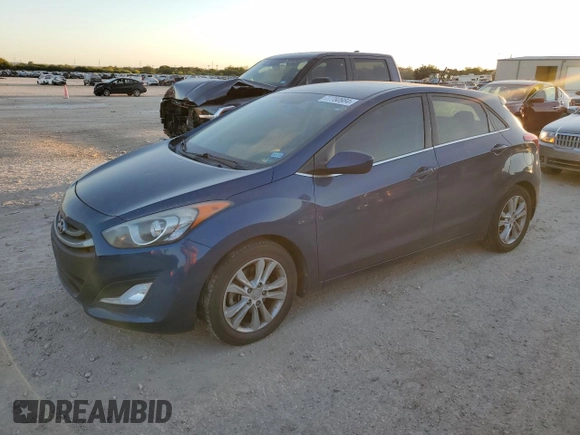2015 Hyundai Elantra GT with VIN KMHD35LH1FU242221, listed as a Copart auction lot 77780984 with 102,475 mi miles and Clean Title. Bid and sale history available at carsss.com. Image 1.