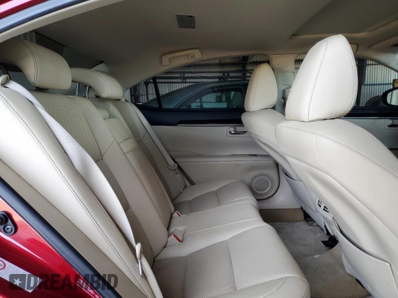 2014 Lexus ES 330 z VIN JTHBK1GG4E2135861, wystawiony jako Copart lot #49651315 z przebiegiem 145 818 mil mil oraz Szkoda całkowita • Salvage title. Historia ofert i sprzedaży dostępna na DreamBid. Obrazek 10.