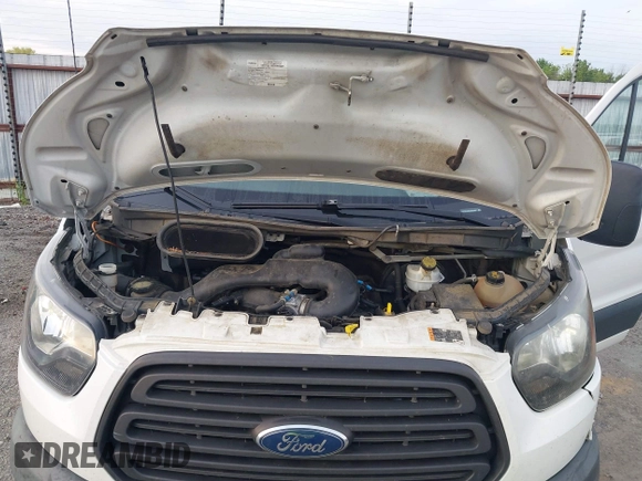 2018 Ford Transit с VIN 1FTYE1ZM2JKB20887, выставлен на аукционе IAAI как лот 42060582 с пробегом 257 476 миль миль и . История ставок и продаж доступна на DreamBid. Изображение 10.