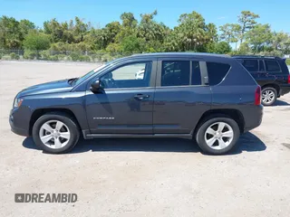 2015 Jeep Compass Sport with VIN 1C4NJDBB9FD135066, listed as a IAAI auction lot 42022157 with 98,632 mi miles. Bid and sale history available at carsss.com. Image 14.