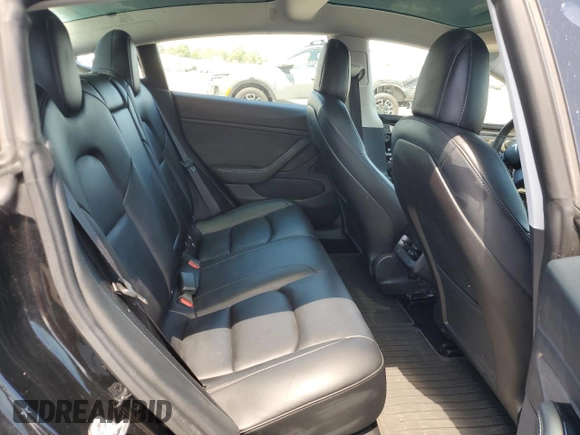 2020 Tesla Model 3 Performance z VIN 5YJ3E1EC8LF646755, wystawiony jako Copart lot #57224755 z przebiegiem 38 556 mil mil oraz Szkoda całkowita • Salvage title. Historia ofert i sprzedaży dostępna na DreamBid. Obrazek 10.