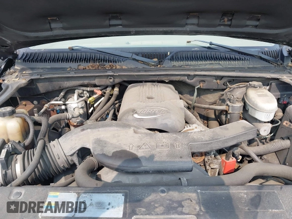 2003 Chevrolet Suburban Z71 with VIN 3GNFK16T23G325753, listed as a IAAI auction lot 42409253 with 247,494 mi miles and . Bid and sale history available at DreamBid. Image 10.