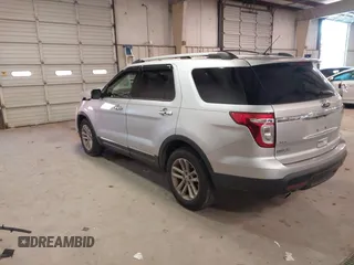 2014 Ford Explorer XLT with VIN 1FM5K7D89EGA52570, listed as a IAAI auction lot 41307178 with 286,243 mi miles and . Bid and sale history available at DreamBid. Image 3.