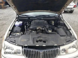 2001 Lincoln Town Car Cartier L z VIN 1LNHM85W11Y610538, wystawiony jako Copart lot #47881055 z przebiegiem 139 032 mil mil oraz Szkoda całkowita • Salvage title. Historia ofert i sprzedaży dostępna na DreamBid. Obrazek 11.