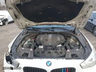 2012 BMW 5 Series Gran Turismo 550i xDrive with VIN WBASP4C55CC899960, listed as a IAAI auction lot 41239650 with 178,356 mi miles. Bid and sale history available at carsss.com. Image 10.