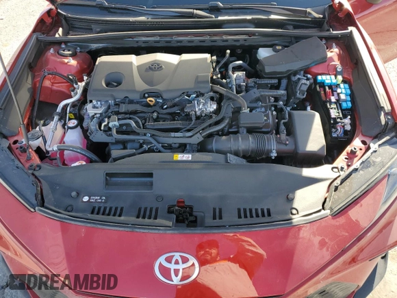 2025 Toyota Camry LE with VIN 4T1DAACK2SU098084, listed as a Copart auction lot 47142905 with 2,331 mi miles and Salvage Title. Bid and sale history available at carsss.com. Image 13.