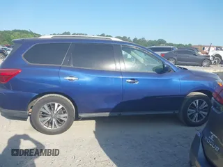 2017 Nissan Pathfinder SV z VIN 5N1DR2MM9HC616253, wystawiony jako IAAI lot #42333509 z przebiegiem 126 551 mil mil oraz . Historia ofert i sprzedaży dostępna na DreamBid. Obrazek 13.