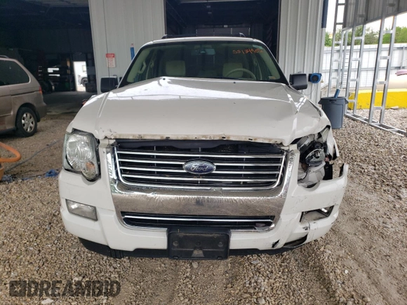 2008 Ford Explorer XLT z VIN 1FMEU73898UA88356, wystawiony jako Copart lot #55134905 z przebiegiem 262 882 mil mil oraz Szkoda całkowita • Salvage title. Historia ofert i sprzedaży dostępna na DreamBid. Obrazek 5.