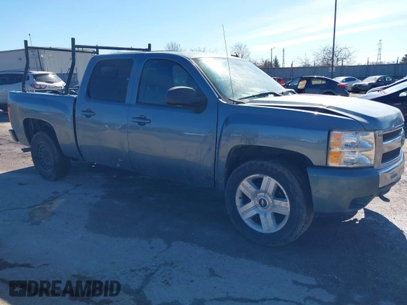 2008 Chevrolet Silverado 1500 1LT with VIN 3GCEC13058G241848, listed as a IAAI auction lot 41666528 with 192,032 mi miles and . Bid and sale history available at DreamBid. Image 1.