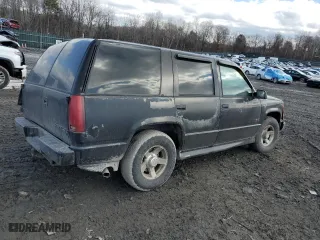 2000 Chevrolet Tahoe Limited with VIN 1GNEC13R6YR111843, listed as a Copart auction lot 47264665 with 287,666 mi miles and Salvage Title. Bid and sale history available at carsss.com. Image 3.