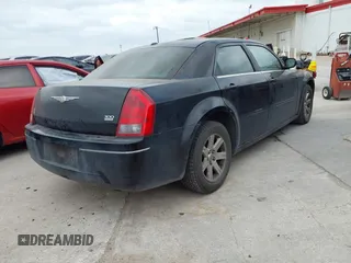 2006 Chrysler 300 Touring with VIN 2C3KA53G36H432859, listed as a IAAI auction lot 42141903 with 270,699 mi miles. Bid and sale history available at carsss.com. Image 4.