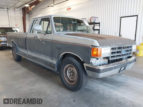 1991 Ford F-250 with VIN 1FTHX25G3MKA39966, listed as a IAAI auction lot 42669671 with 889,505 mi miles and . Bid and sale history available at DreamBid. Image 1.