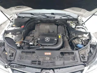 2015 Mercedes-Benz C-Class C 250 with VIN WDDGJ4HB0FG434661, listed as a IAAI auction lot 41766076 with 92,985 mi miles. Bid and sale history available at carsss.com. Image 10.