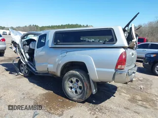 2008 Toyota Tacoma with VIN 5TEUU42N98Z538438, listed as a IAAI auction lot 41759938 with Not Provided miles and . Bid and sale history available at carsss.com. Image 3.