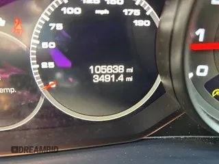 2018 Porsche Panamera z VIN WP0AA2A71JL103839, wystawiony jako IAAI lot #41811792 z przebiegiem 105 638 mil mil oraz . Historia ofert i sprzedaży dostępna na DreamBid. Obrazek 7.