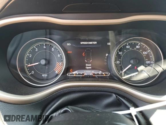 2014 Jeep Cherokee Limited with VIN 1C4PJLDS9EW221691, listed as a Copart auction lot 64095655 with 174,391 mi miles and Salvage title. Bid and sale history available at DreamBid. Image 9.