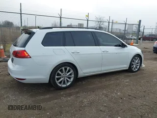 2017 Volkswagen Golf SportWagen S with VIN 3VWC17AU3HM501801, listed as a IAAI auction lot 41209261 with 82,070 mi miles. Bid and sale history available at carsss.com. Image 13.