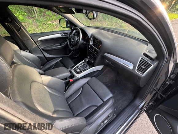 2017 Audi Q5 Premium Plus z VIN WA1M2AFP8HA085868, wystawiony jako Copart lot #63792125 z przebiegiem 208 022 mil mil oraz Czysty tytuł • Clean title. Historia ofert i sprzedaży dostępna na DreamBid. Obrazek 5.