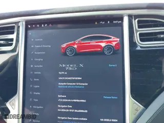 2016 Tesla Model X 70D with VIN 5YJXCAE27GF021994, listed as a IAAI auction lot 41976475 with 70,771 mi miles. Bid and sale history available at carsss.com. Image 7.