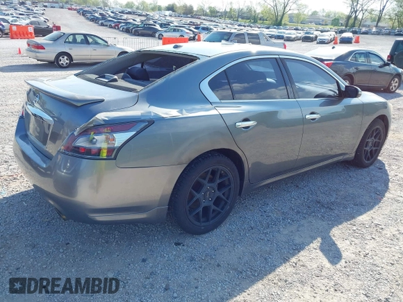 2014 Nissan Maxima 3.5 S with VIN 1N4AA5AP9EC457184, listed as a IAAI auction lot 41874709 with 133,700 mi miles. Bid and sale history available at carsss.com. Image 4.