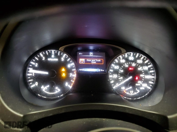 2017 Nissan Altima S z VIN 1N4AL3AP3HN304002, wystawiony jako Copart lot #54931615 z przebiegiem 164 429 mil mil oraz Czysty tytuł • Clean title. Historia ofert i sprzedaży dostępna na DreamBid. Obrazek 9.