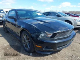 2011 Ford Mustang V6 with VIN 1ZVBP8AM4B5149602, listed as a IAAI auction lot 41974687 with 264,808 mi miles and . Bid and sale history available at carsss.com. Image 1.