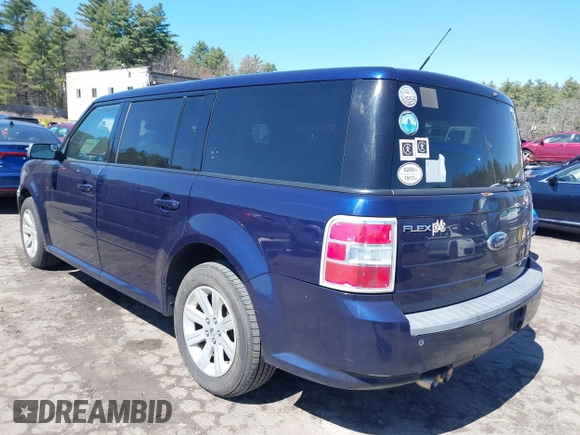 2011 Ford Flex SE with VIN 2FMGK5BC9BBD18368, listed as a IAAI auction lot 41989462 with 140,415 mi miles. Bid and sale history available at carsss.com. Image 3.