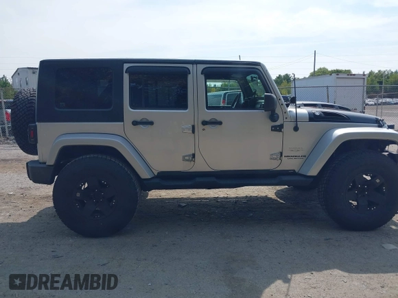 2008 Jeep Wrangler Unlimited Sahara with VIN 1J4GA59158L623784, listed as a IAAI auction lot 40365783 with 185,224 mi miles and . Bid and sale history available at DreamBid. Image 13.