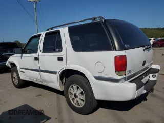 2000 GMC Jimmy SLE Convenience with VIN 1GKDT13W5Y2200634, listed as a Copart auction lot 69860014 with 172,179 mi miles and Salvage Title. Bid and sale history available at carsss.com. Image 2.