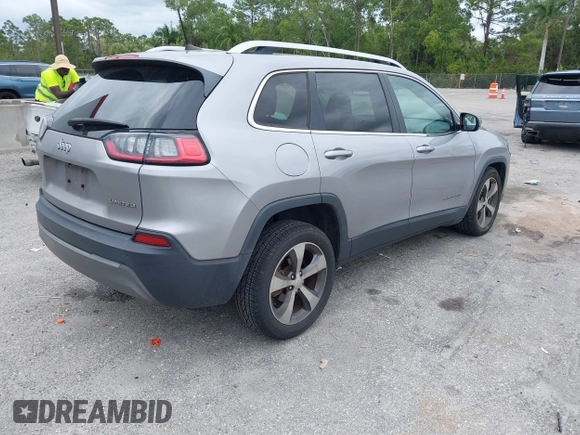 2020 Jeep Cherokee Limited with VIN 1C4PJLDB2LD560723, listed as a IAAI auction lot 41658092 with 73,978 mi miles. Bid and sale history available at carsss.com. Image 4.