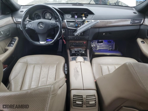 2011 Mercedes-Benz E-Class E 550 Luxury with VIN WDDHF9AB8BA472925, listed as a Copart auction lot 43640085 with 143,121 mi miles and Clean Title. Bid and sale history available at carsss.com. Image 8.