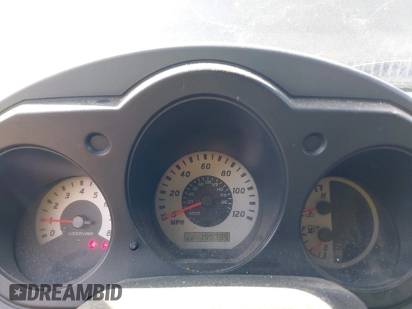 2004 Nissan Xterra XE z VIN 5N1ED28Y84C656107, wystawiony jako IAAI lot #41904170 z przebiegiem 195 795 mil mil oraz . Historia ofert i sprzedaży dostępna na DreamBid. Obrazek 7.
