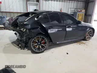 2021 BMW M5 z VIN WBS83CH06MCF15472, wystawiony jako Copart lot #50920135 z przebiegiem Nie podano mil oraz Szkoda całkowita • Salvage title. Historia ofert i sprzedaży dostępna na DreamBid. Obrazek 3.