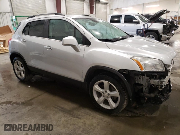 2015 Chevrolet Trax LTZ with VIN 3GNCJTSBXFL214720, listed as a Copart auction lot 48519435 with 95,291 mi miles and Salvage Title. Bid and sale history available at carsss.com. Image 4.