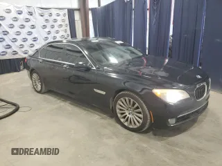 2012 BMW 7 Series 750Li xDrive z VIN WBAKC8C50CC435624, wystawiony jako Copart lot #56664315 z przebiegiem 94 100 mil mil oraz Czysty tytuł • Clean title. Historia ofert i sprzedaży dostępna na DreamBid. Obrazek 4.