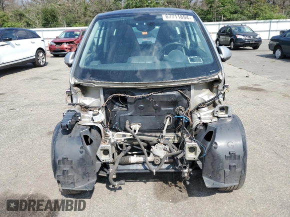 2008 Smart fortwo Pure z VIN WMEEJ31X78K205574, wystawiony jako Copart lot #67711894 z przebiegiem Nie podano mil oraz Tytuł czysty. Historia ofert i sprzedaży dostępna na DreamBid. Obrazek 5.