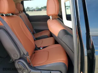 2025 Kia Carnival SX Prestige with VIN KNDNE5K35S6455177, listed as a Copart auction lot 67465454 with 3,446 mi miles and Salvage Title. Bid and sale history available at carsss.com. Image 11.