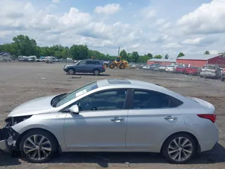 2018 Hyundai Accent Limited с VIN 3KPC34A38JE030697, выставлен на аукционе IAAI как лот 42457629 с пробегом 150 252 миль миль и . История ставок и продаж доступна на DreamBid. Изображение 15.